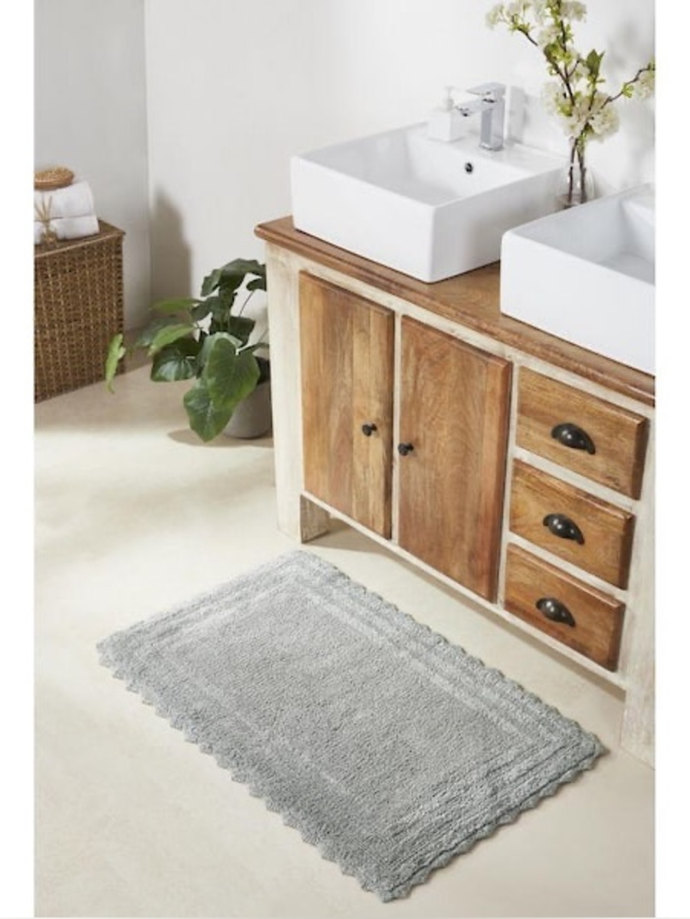 Better Trends Lilly Crochet Collection 24” x 40” Gray 100% Cotton bath mat rug